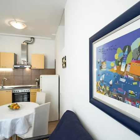 Apt With Patio In The Very Center Of Split سبليت
