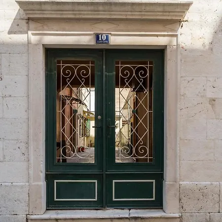 شقة Apt With Patio In The Very Center Of Split سبليت