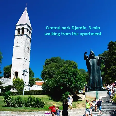 Apt With Patio In The Very Center Of Split شقة سبليت