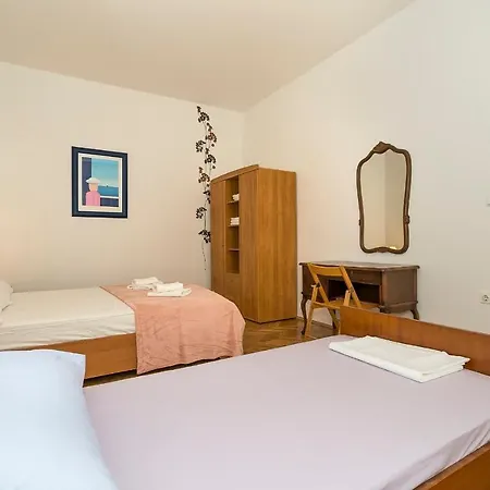 Apt With Patio In The Very Center Of Split سبليت