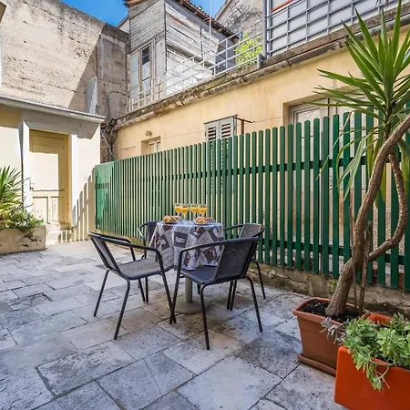 شقة Apt With Patio In The Very Center Of Split