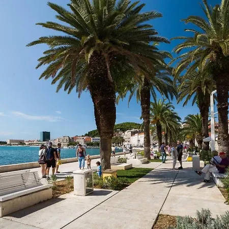 شقة Apt With Patio In The Very Center Of Split